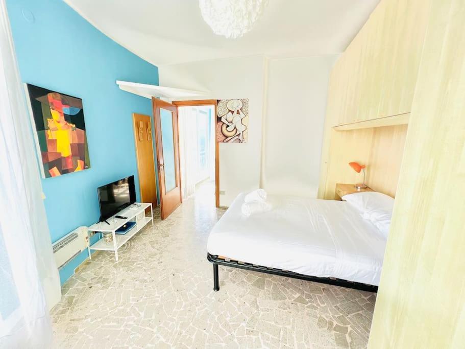 Suite Sunset 21 - Fronte Mare Сан Ремо Екстериор снимка
