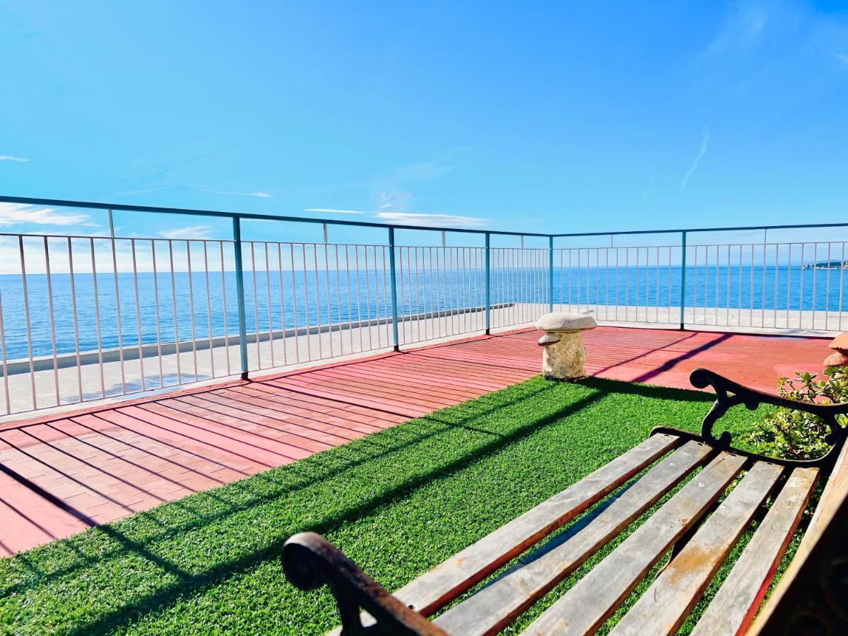 Suite Sunset 21 - Fronte Mare Сан Ремо Екстериор снимка