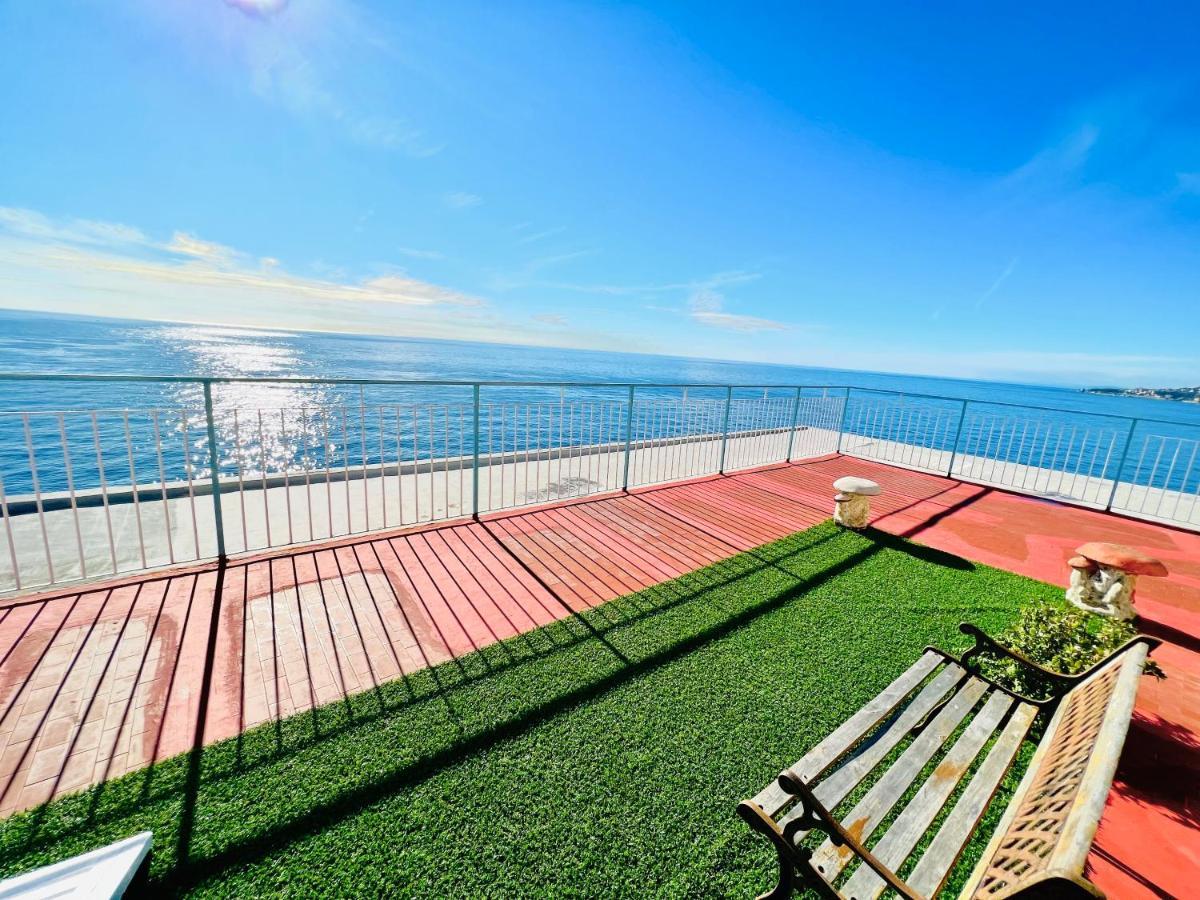 Suite Sunset 21 - Fronte Mare Сан Ремо Екстериор снимка