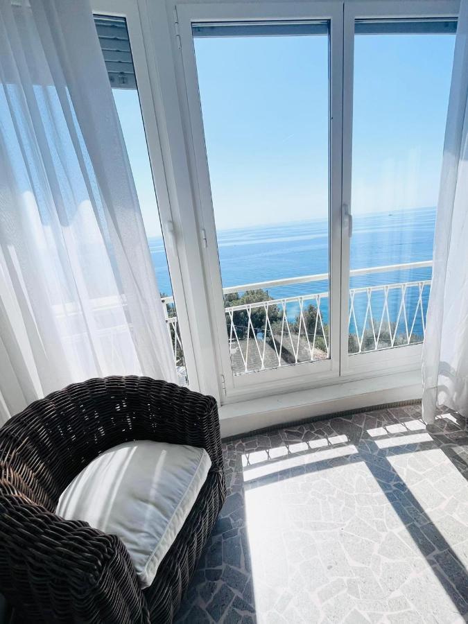 Suite Sunset 21 - Fronte Mare Сан Ремо Екстериор снимка